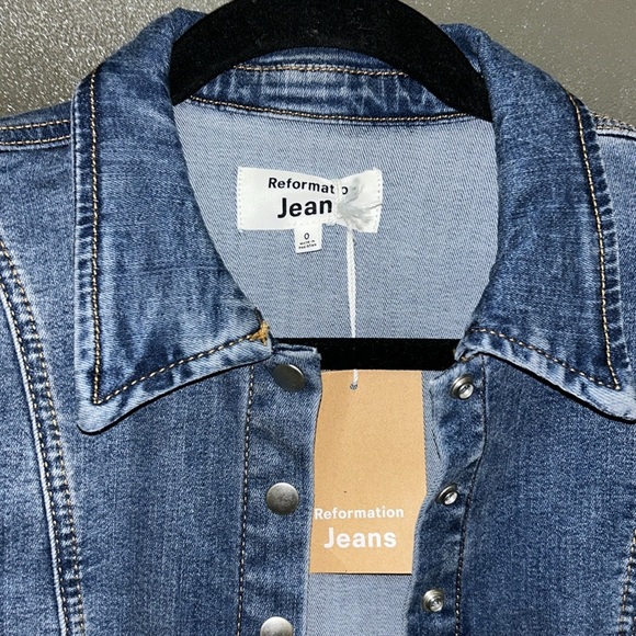 reformation Isa Denim Shirt - Picture 5 of 10